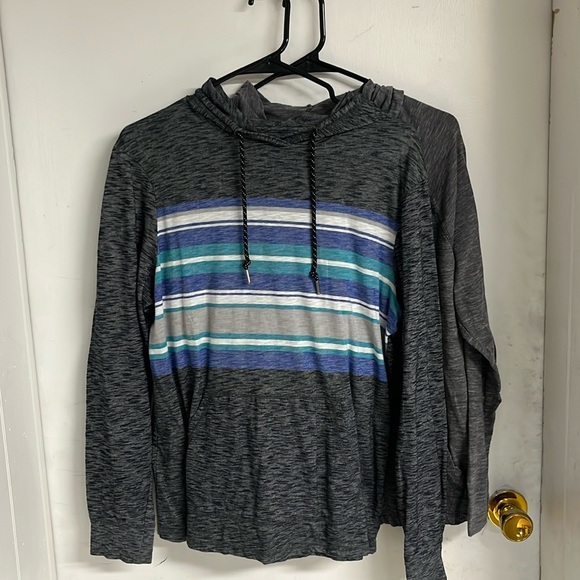 2 t- shirt material hoodies - Picture 1 of 4